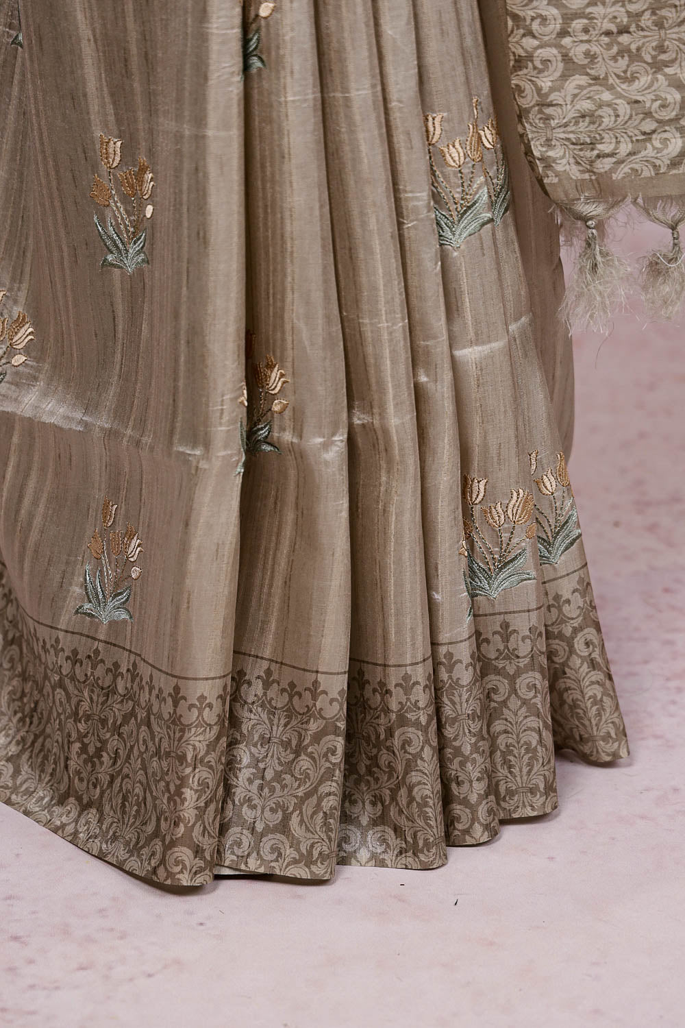 Grey Semi Tussar Saree