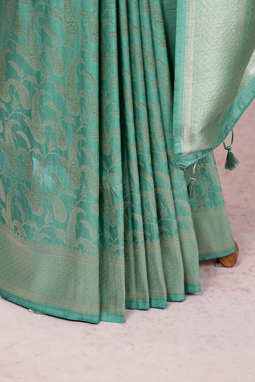 Light Green Semi Jute Saree