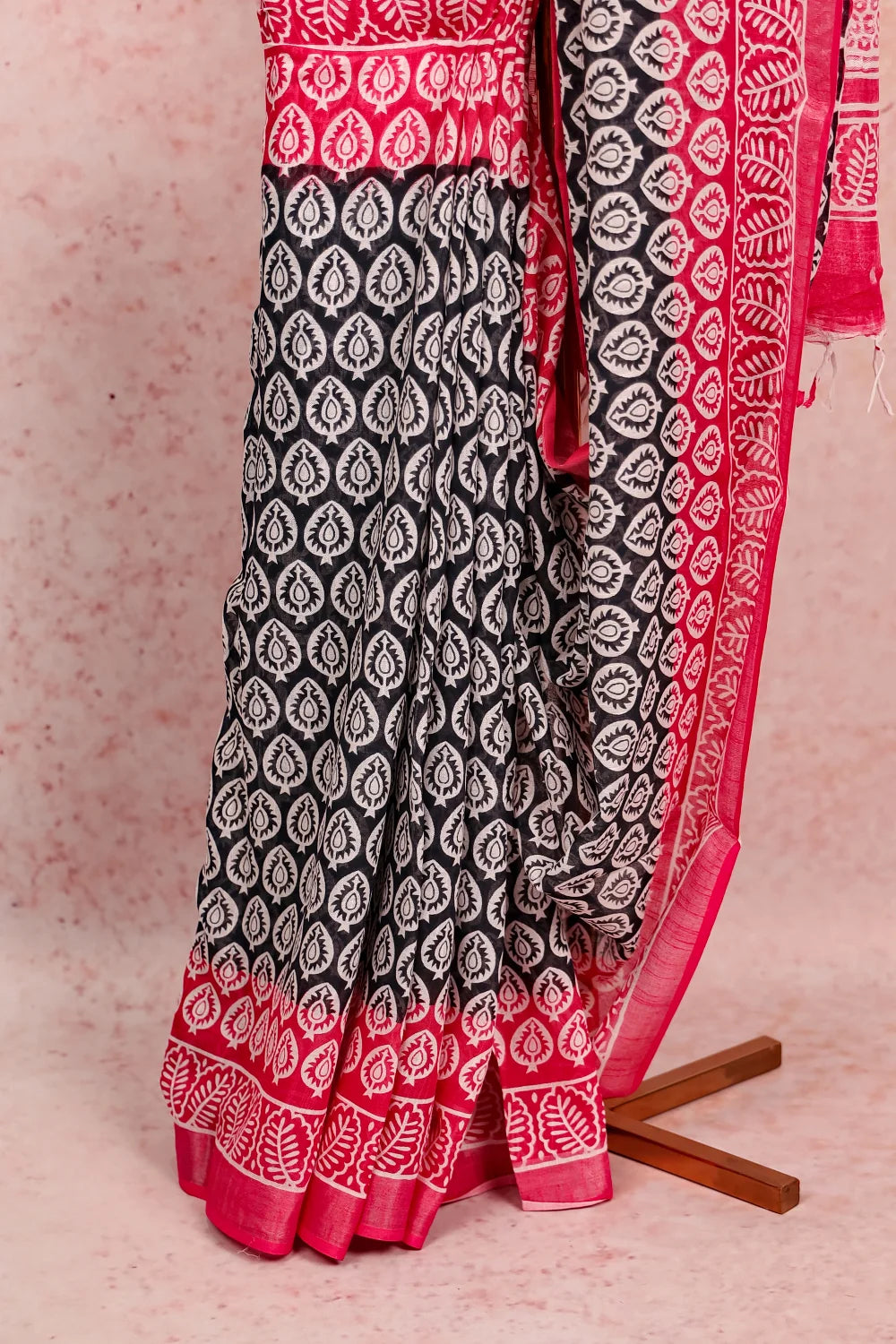 Black Semi Linen Saree