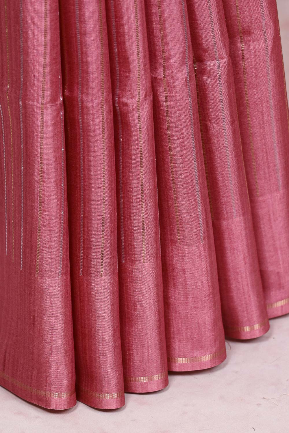 Onion Pink Semi Jute Saree