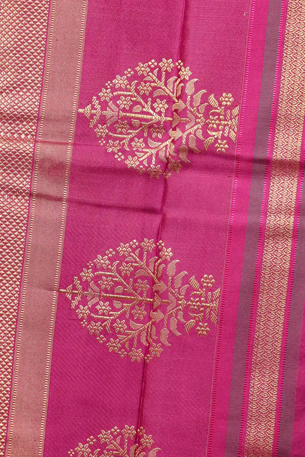 Pinkish Red Kancheepuram Silk Saree