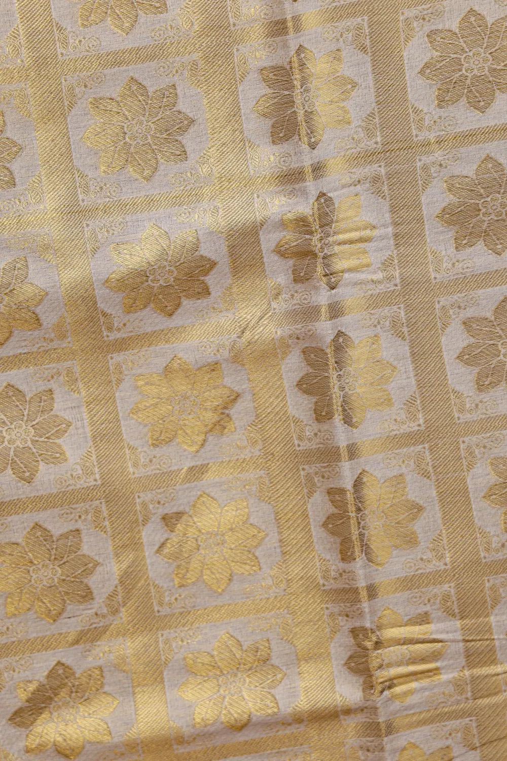 Off White Cotton Kerala Saree