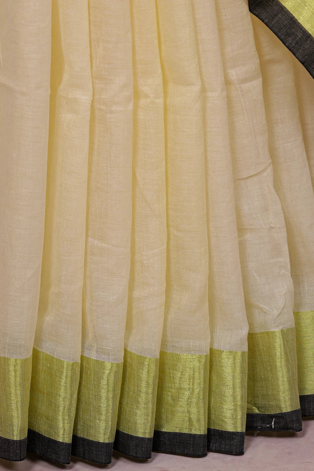 Cream Mul Cotton Kerala Saree