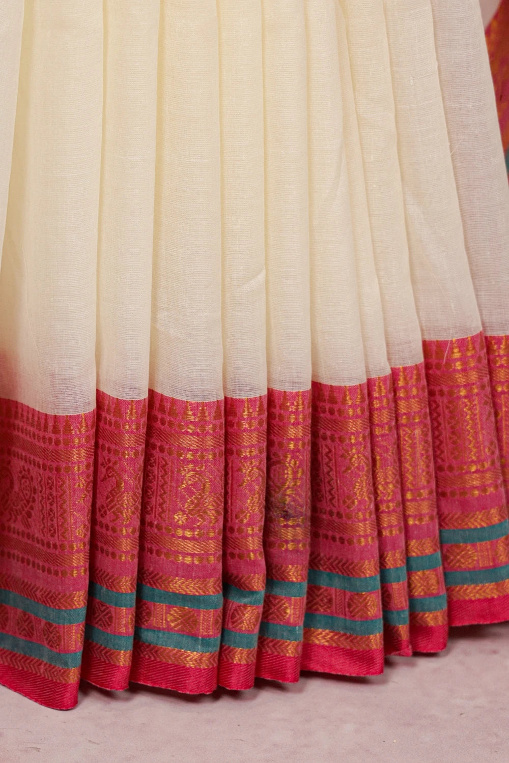Cream Mul Cotton Kerala Saree