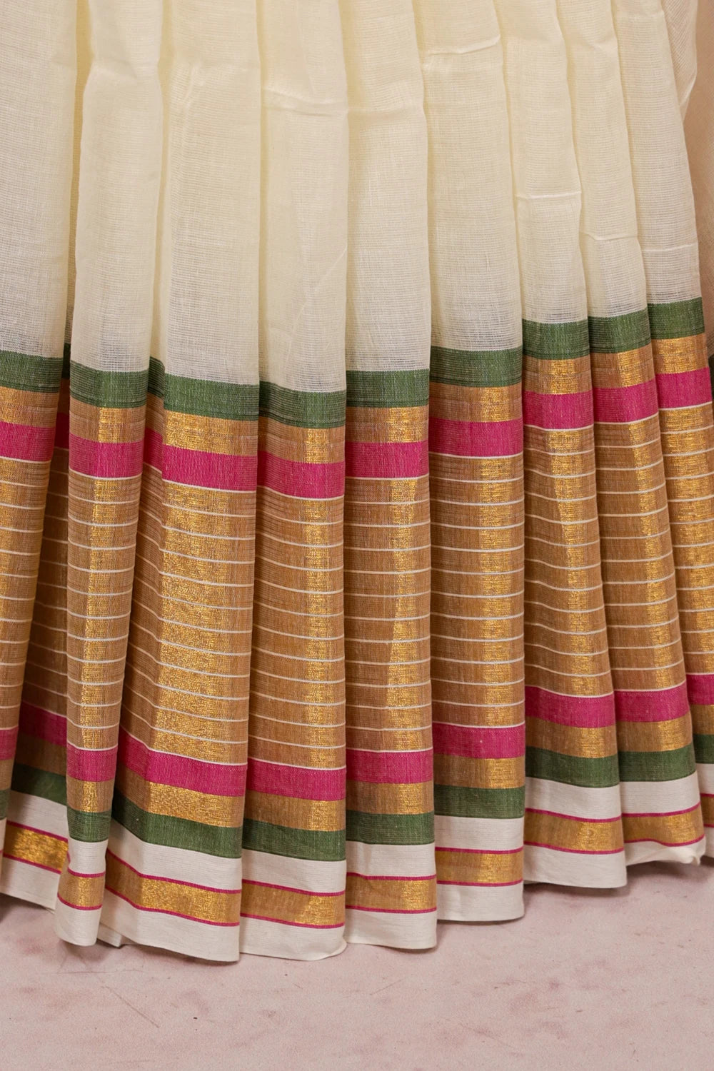 Off White Mul Cotton Kerala Saree