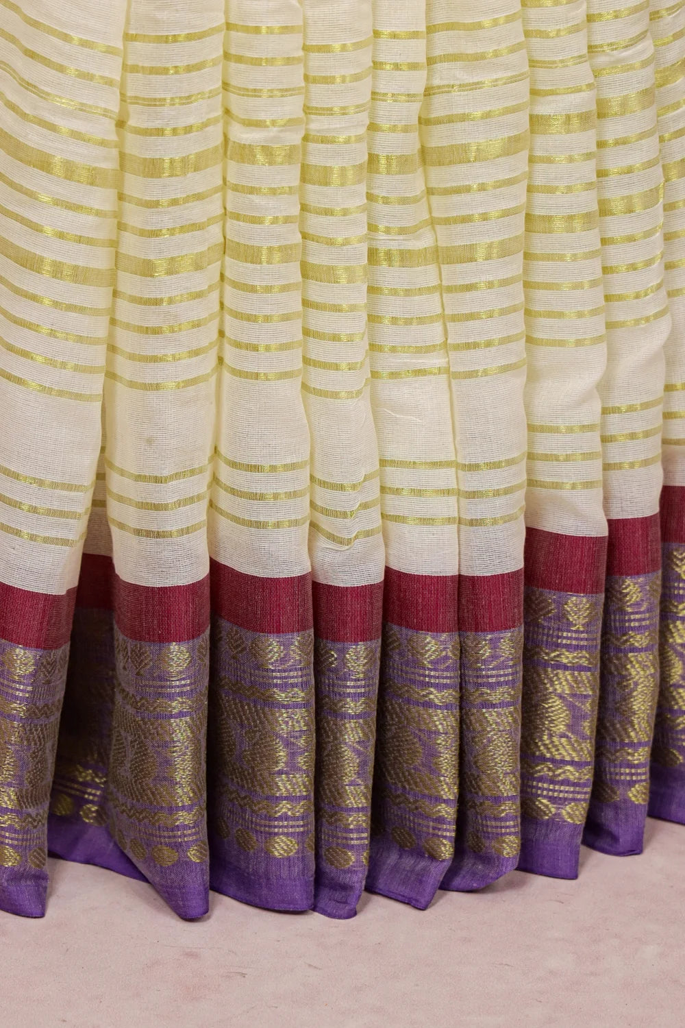 Off White Mul Cotton Kerala Saree