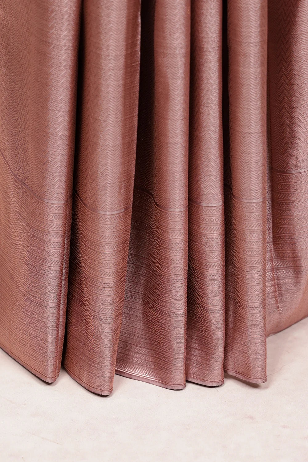 Onion Color Kancheepuram Silk Saree
