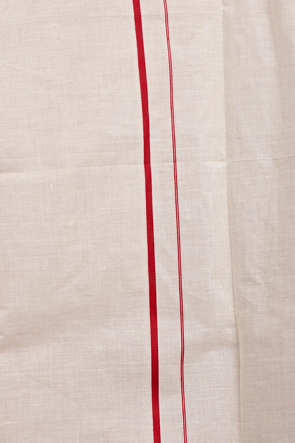 Off White Cotton Kerala Set Mundu With Puliyilakkara Border - Seematti