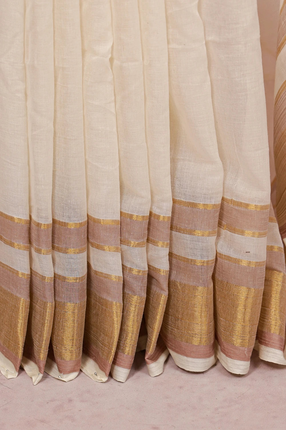 Off White Mul Cotton Kerala Saree - Seematti