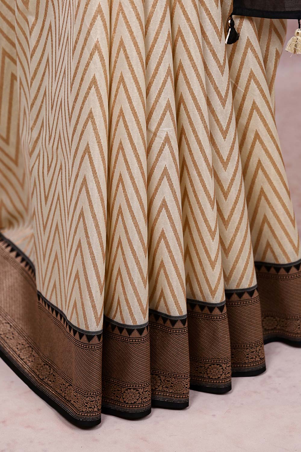 Cream Semi Tissue Saree
