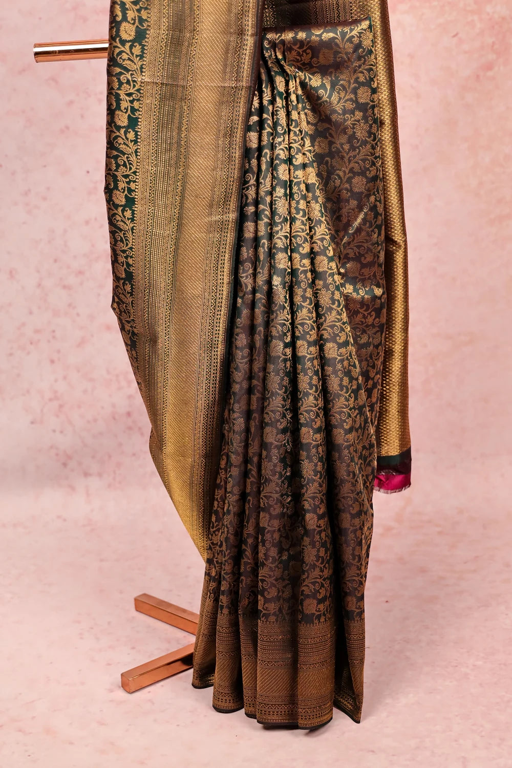 Bottle Green Kancheepuram Silk Saree