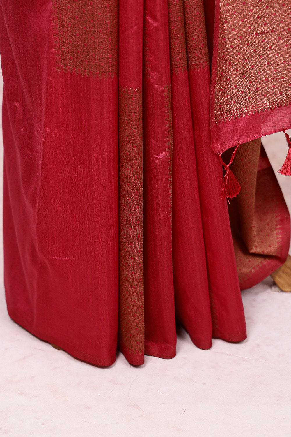 Magenta Semi Jute Saree
