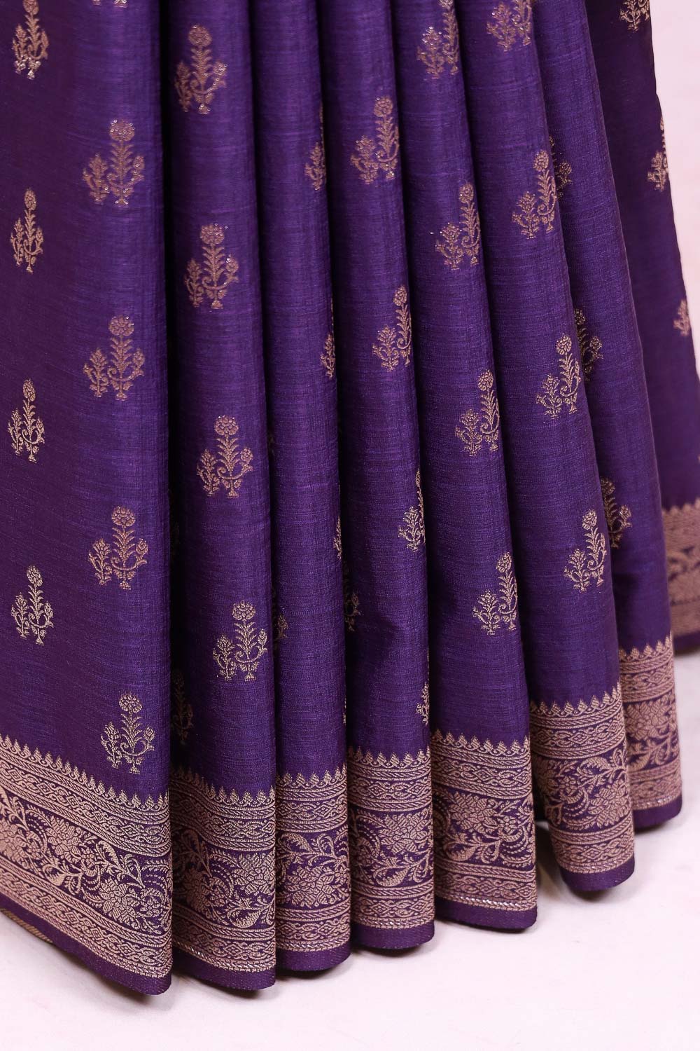 Violet Semi Jute Saree - Seematti