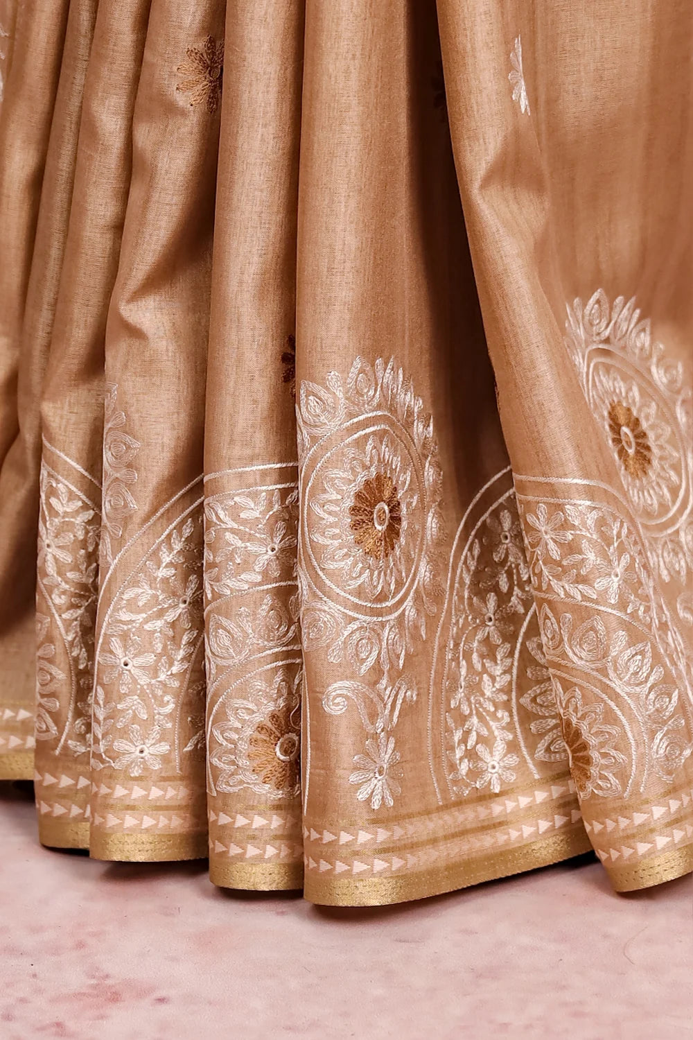 Chikku Color Semi Tussar Saree