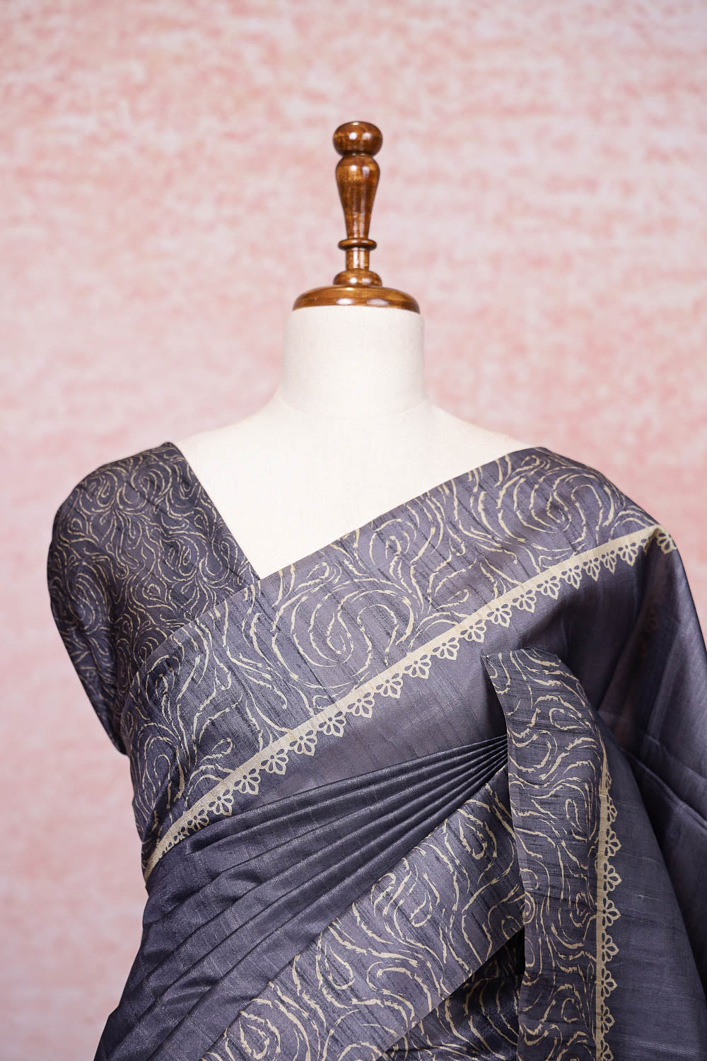 Grey Semi Tussar Saree