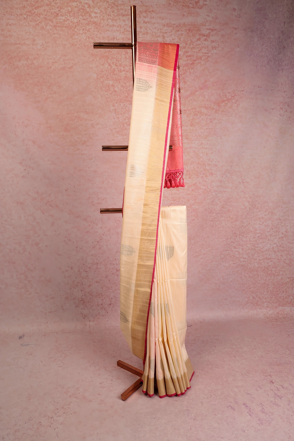 Off White Semi Jute Saree