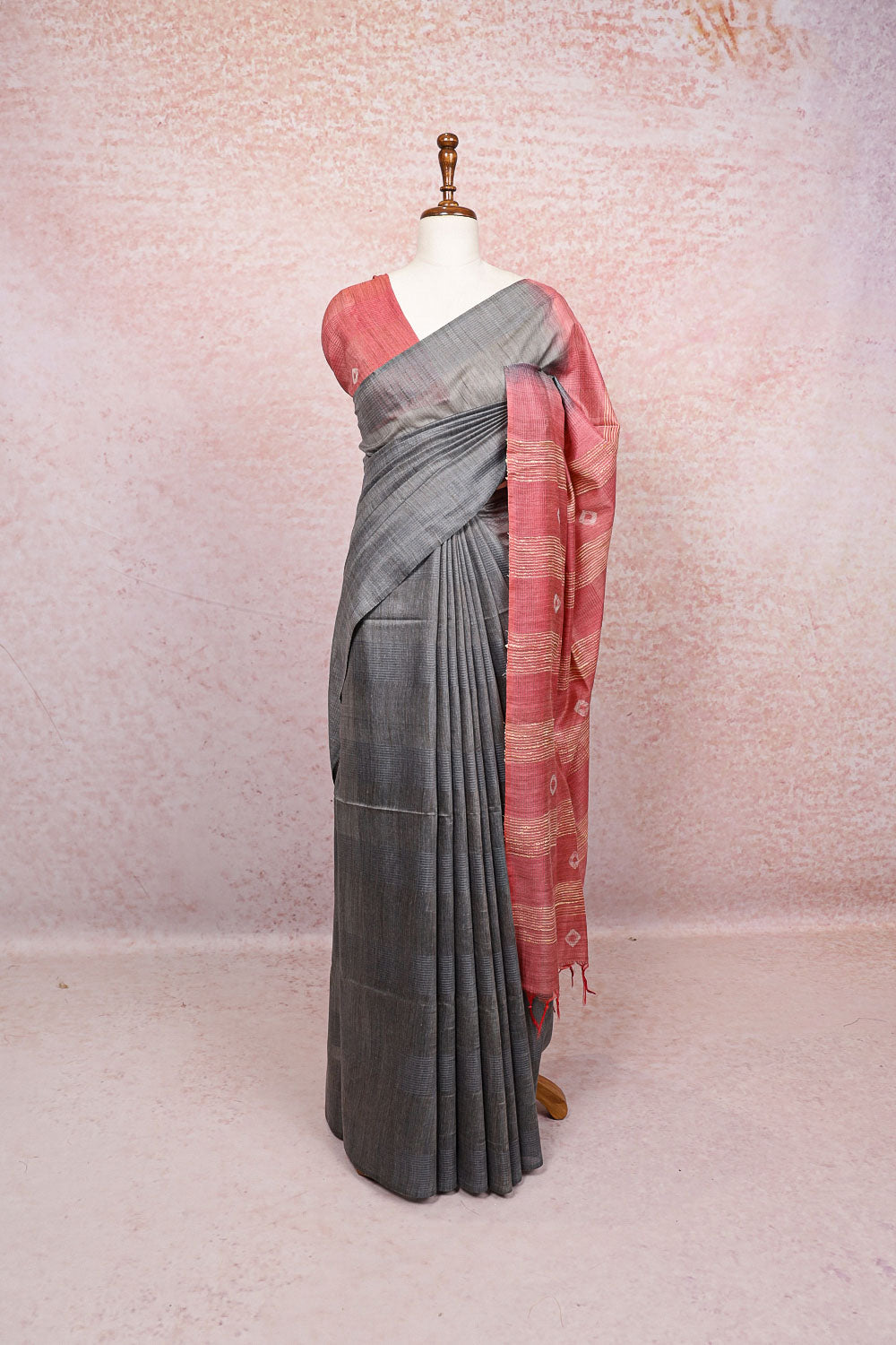 Grey Semi Tussar Saree