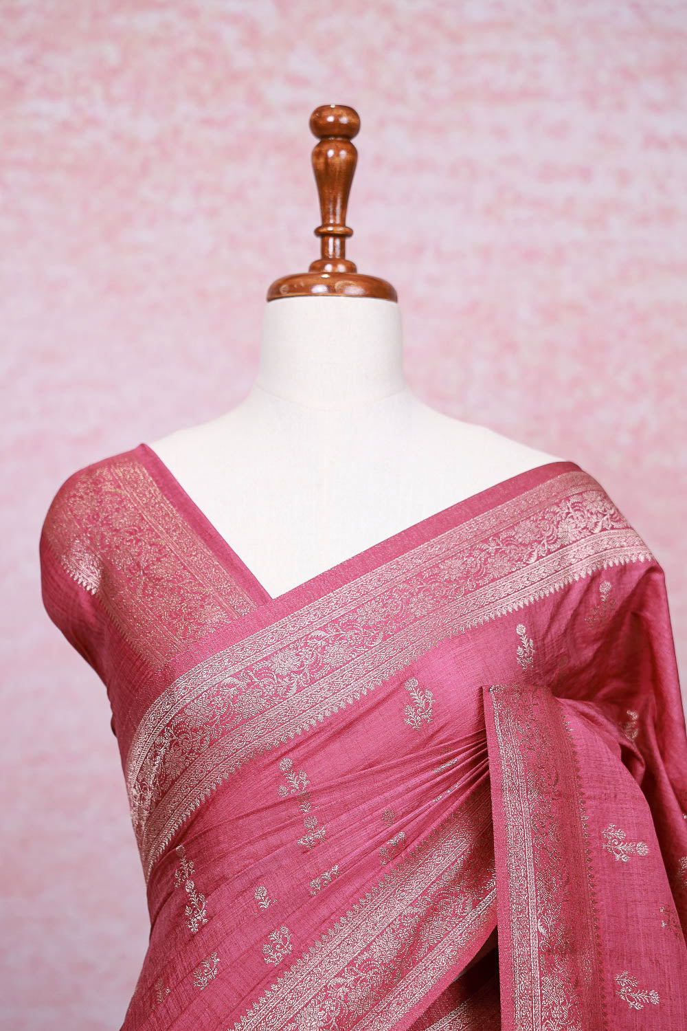 Onion Pink Semi Jute Saree