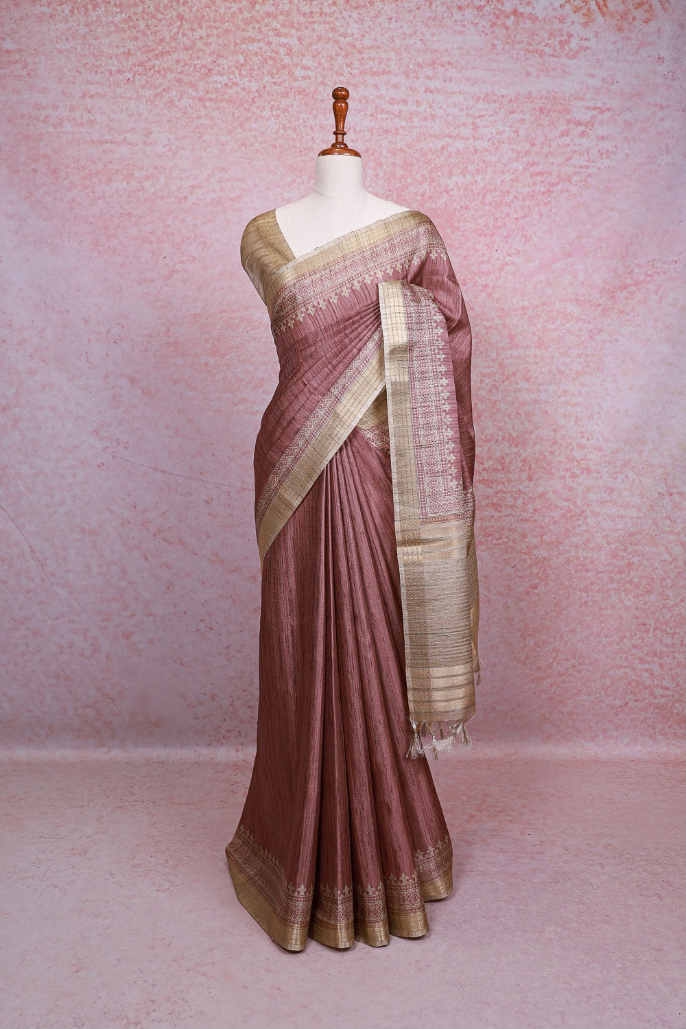Onion Pink Semi Jute Saree