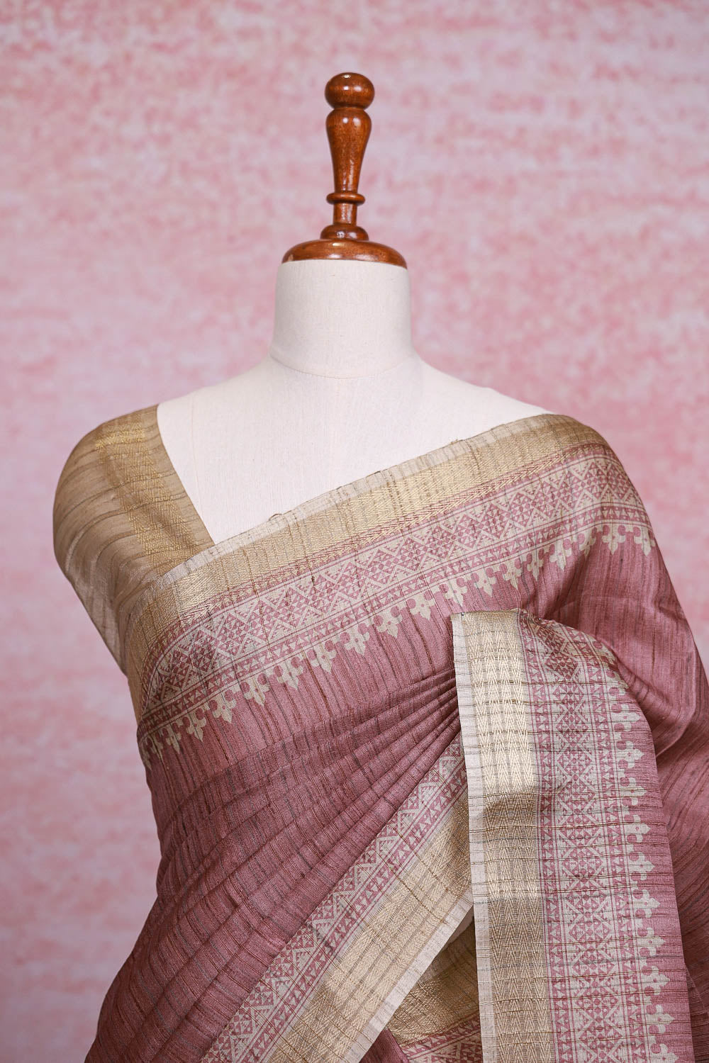 Onion Pink Semi Jute Saree
