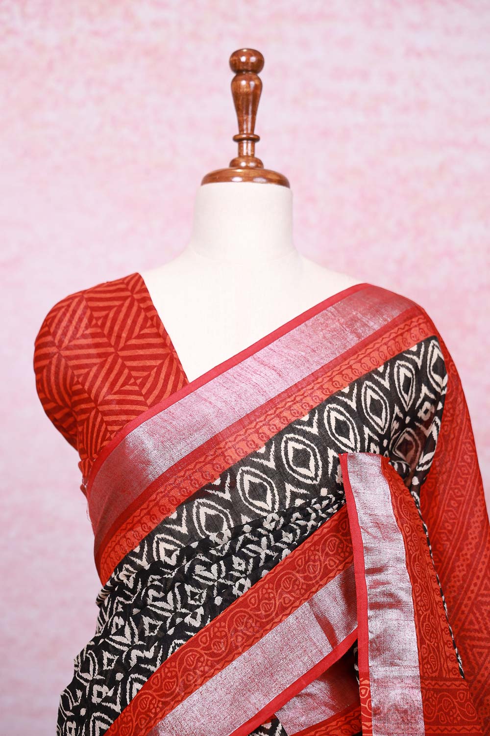 Black Semi Linen Saree