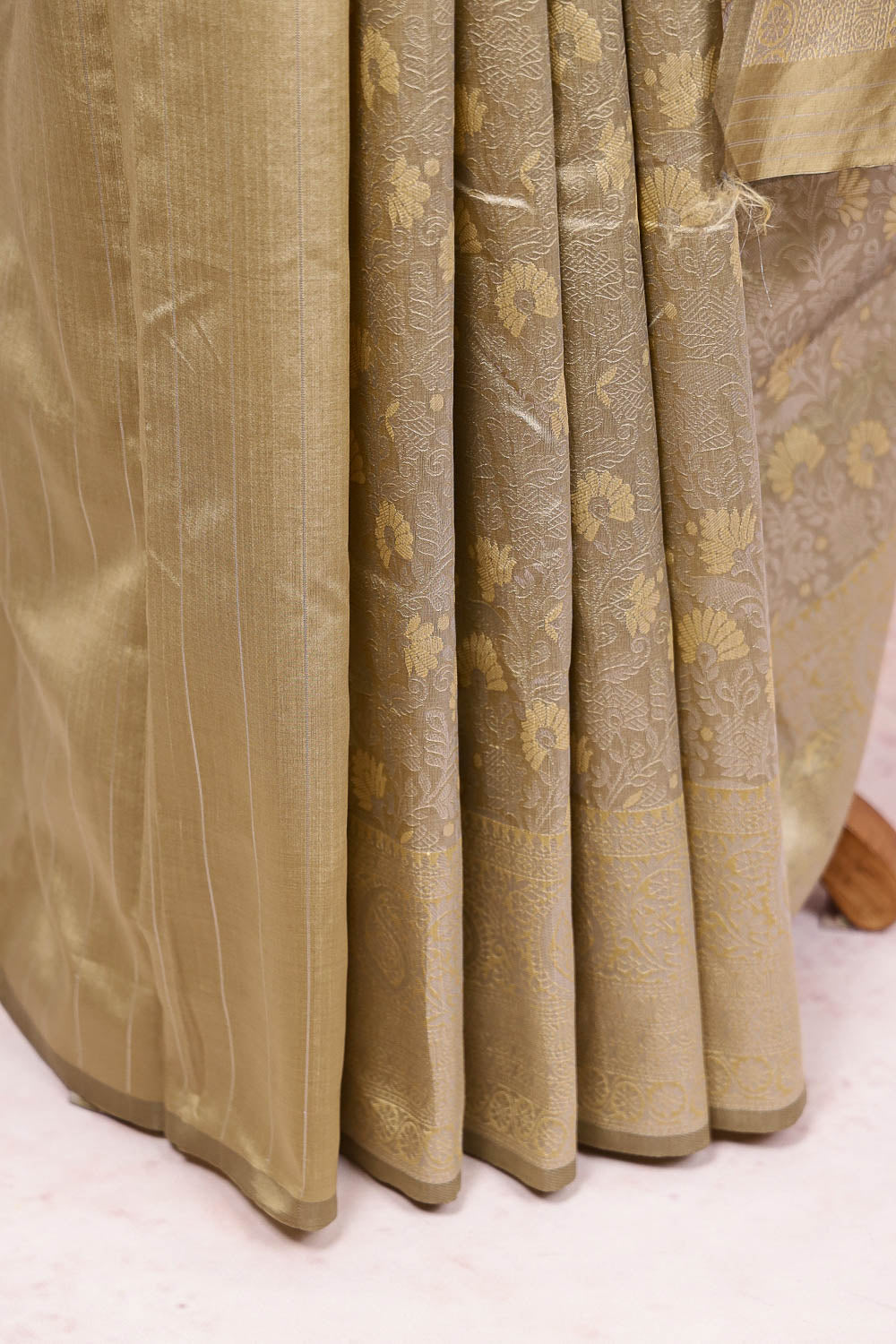 Chikku Colour Semi Silk Saree
