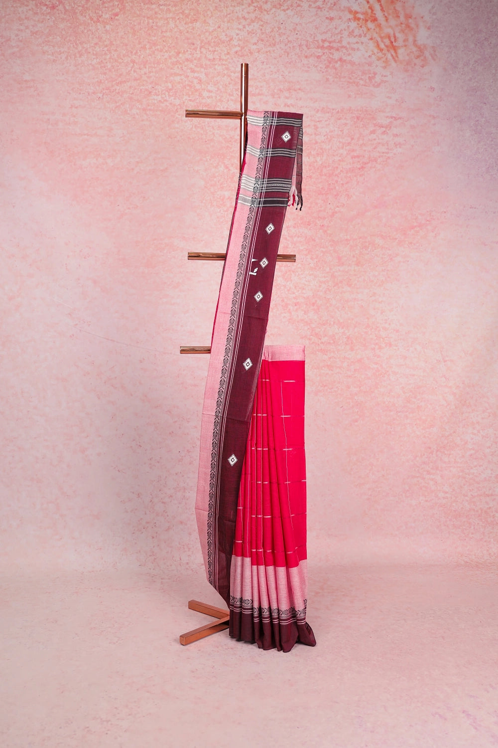 Reddish Pink Cotton Saree