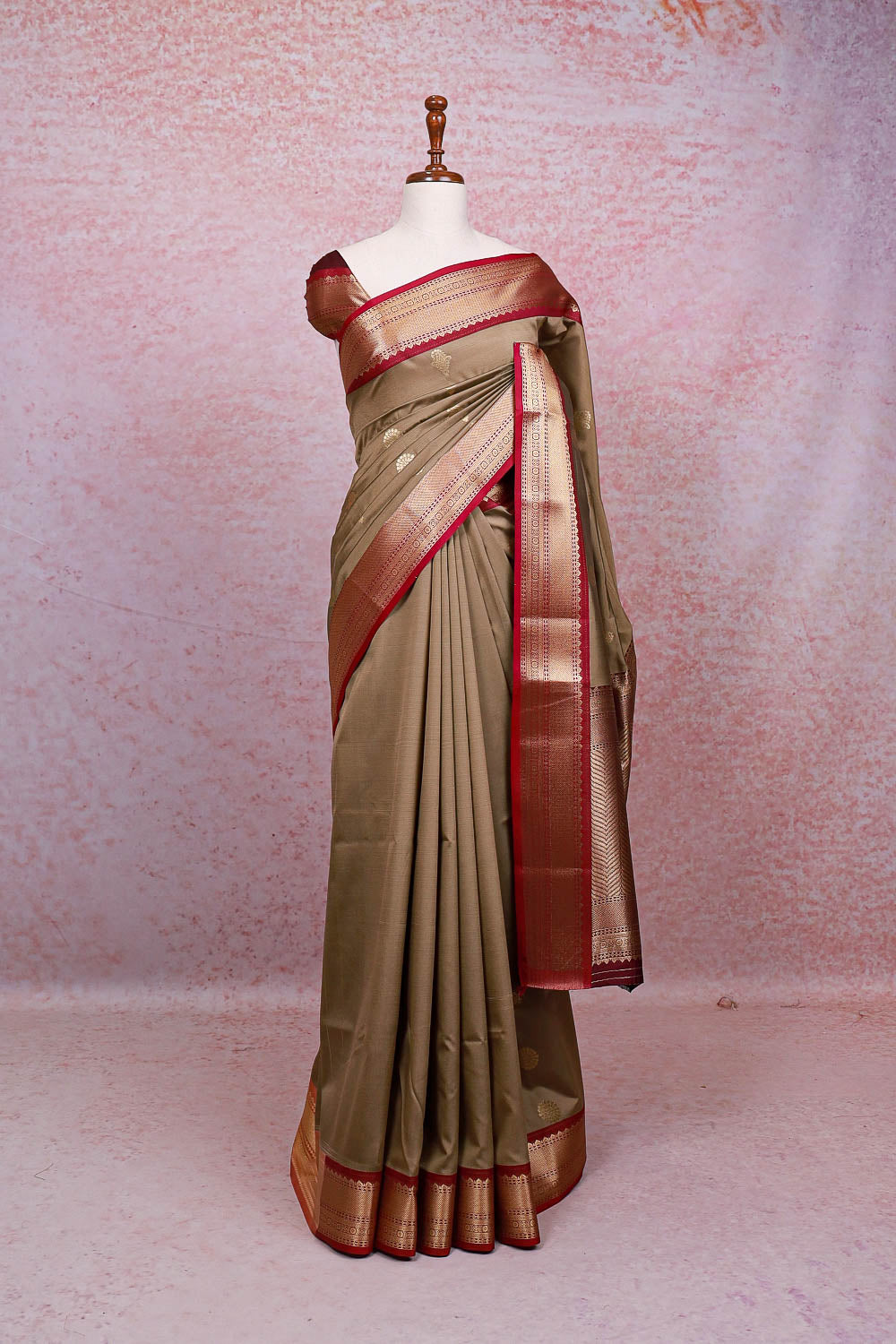 Chikku Color Semi Silk Saree