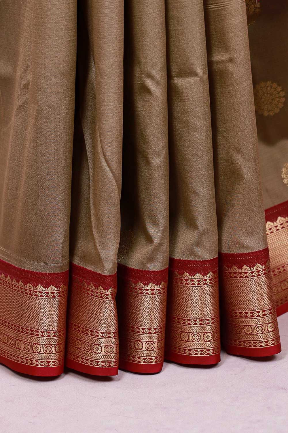 Chikku Color Semi Silk Saree