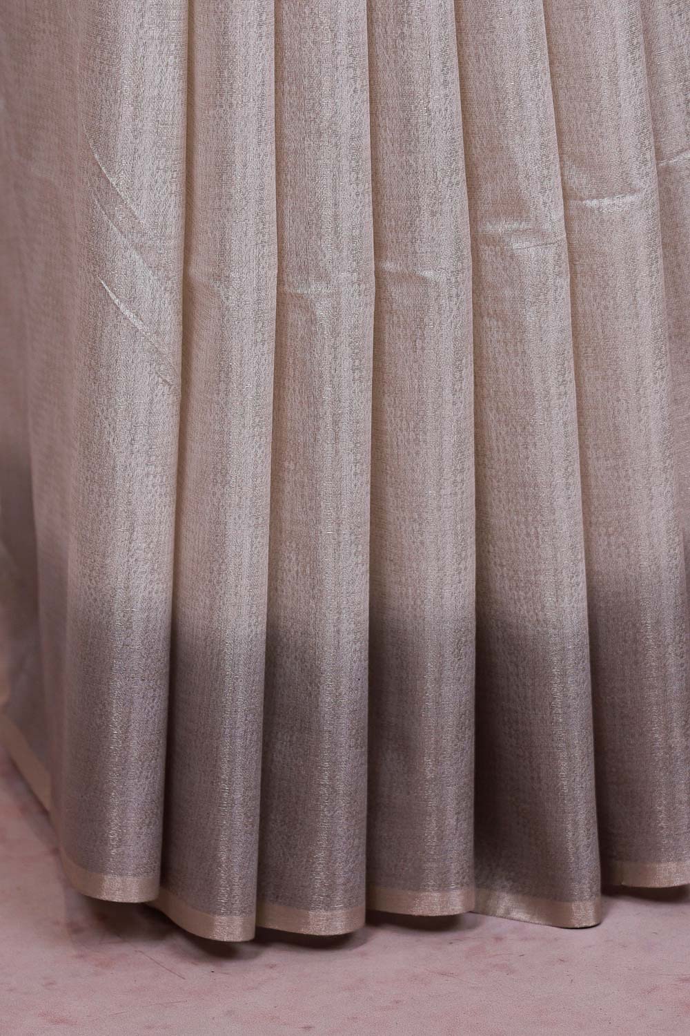 White Semi Tussar Saree - Seematti