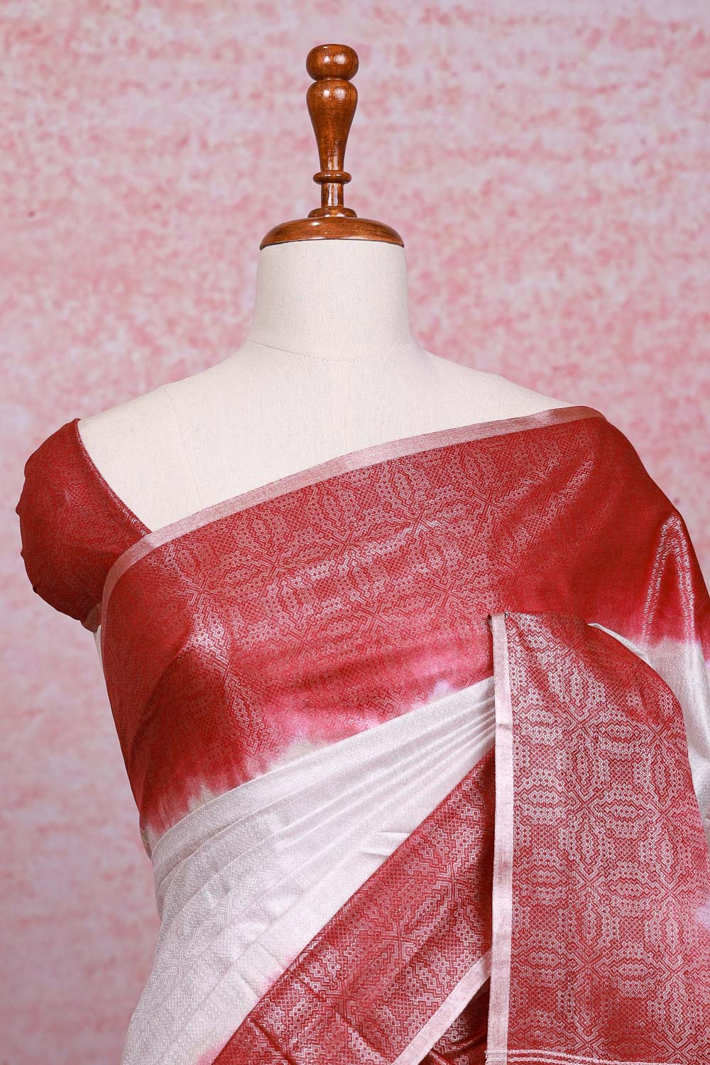 White Semi Tussar Saree - Seematti