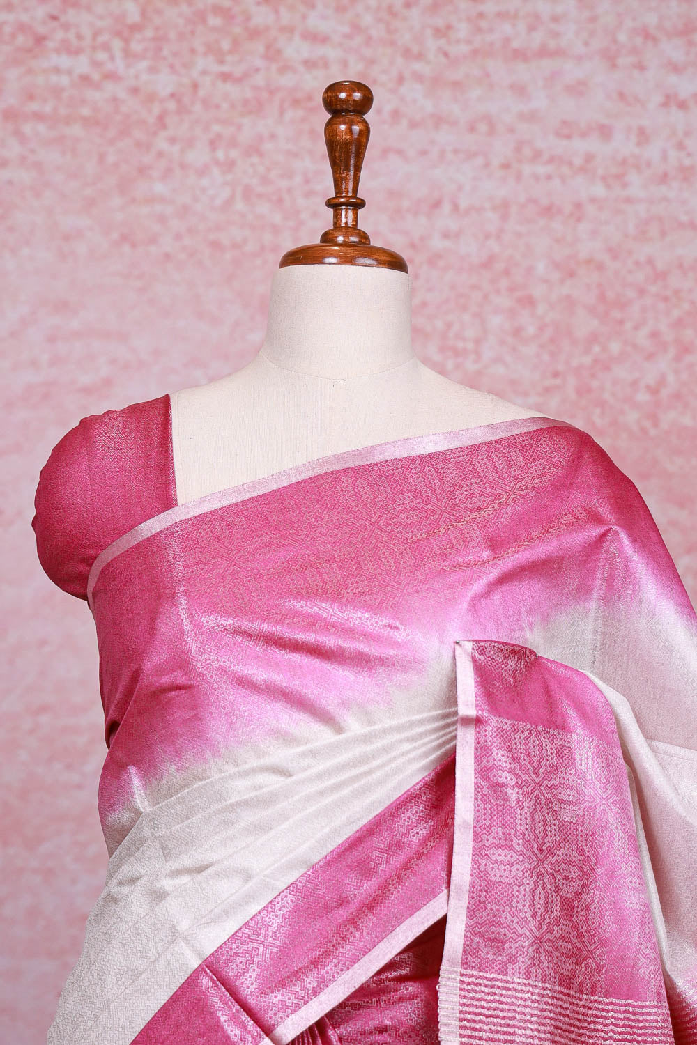 White Semi Tussar Saree - Seematti