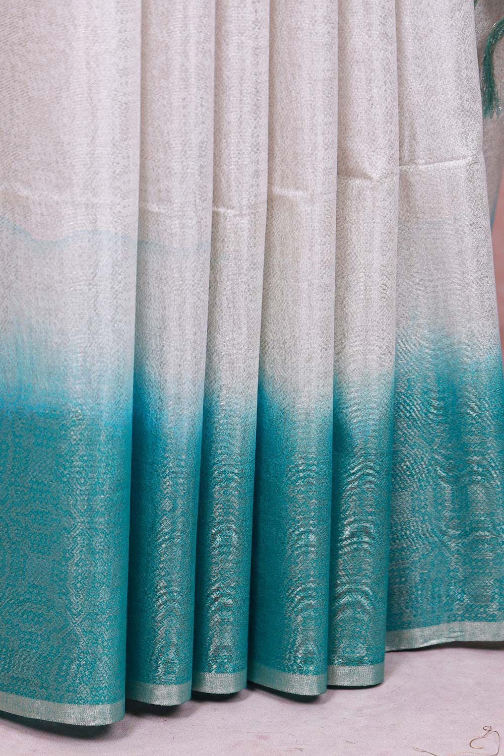 White Semi Tussar Saree - Seematti