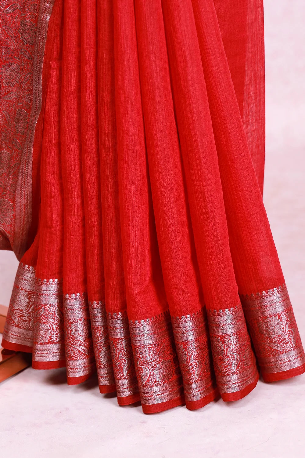 Reddish Maroon Semi Jute Saree