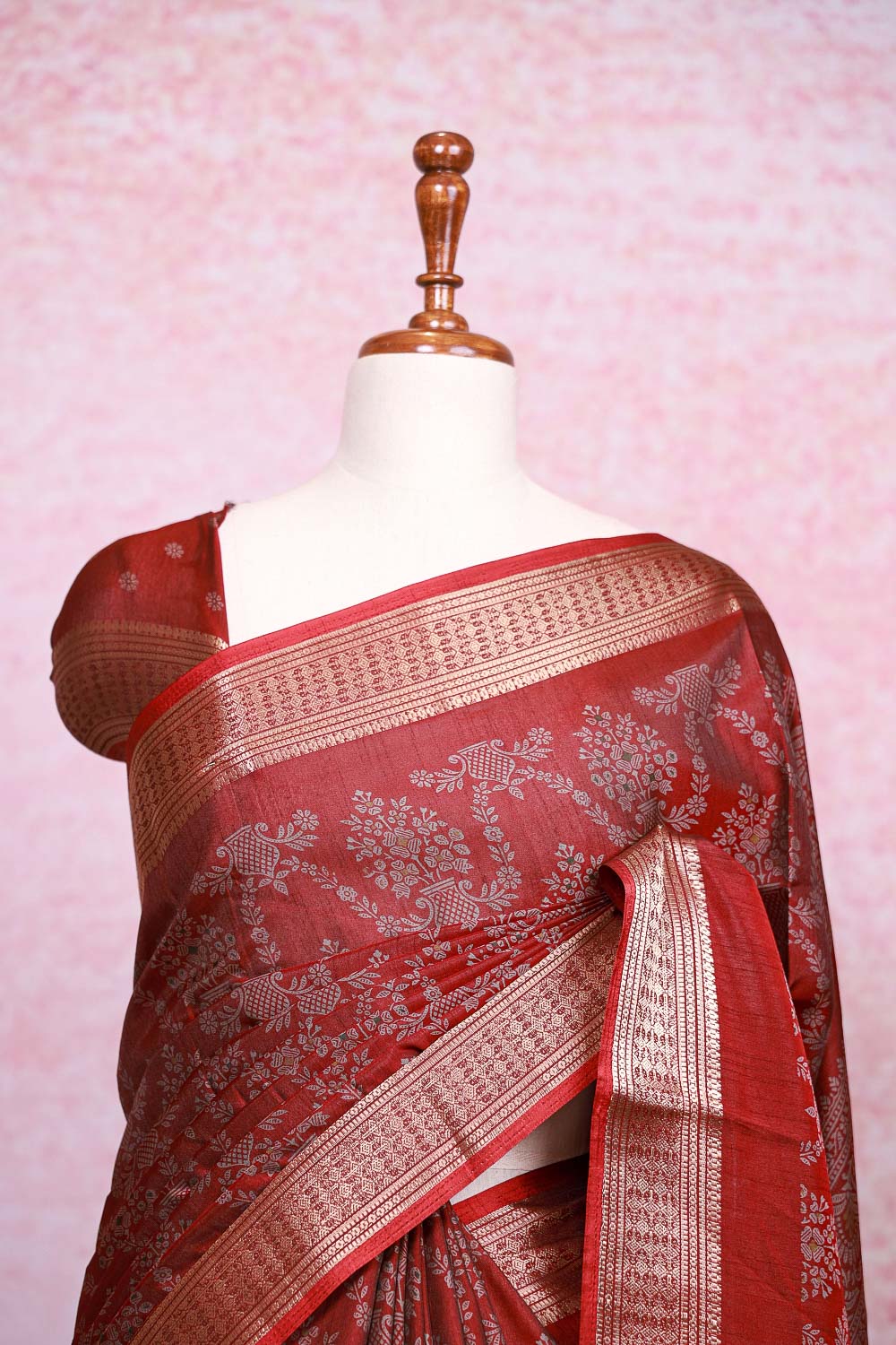 Red Semi Chanderi Saree - Seematti