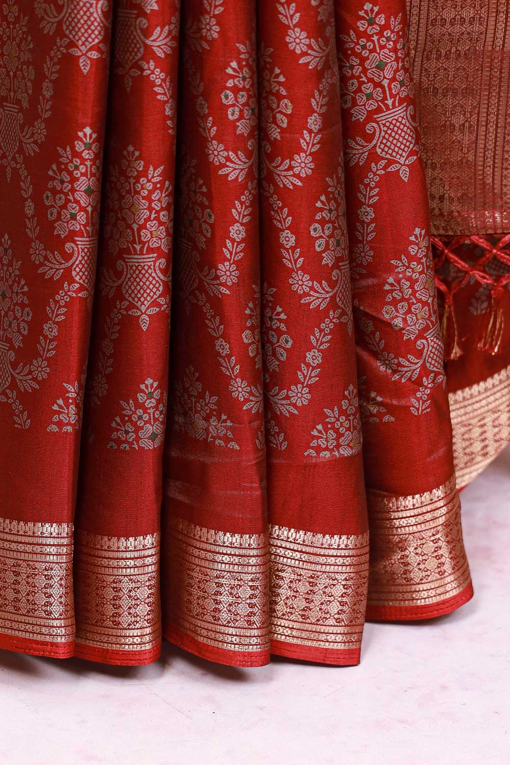 Red Semi Chanderi Saree - Seematti