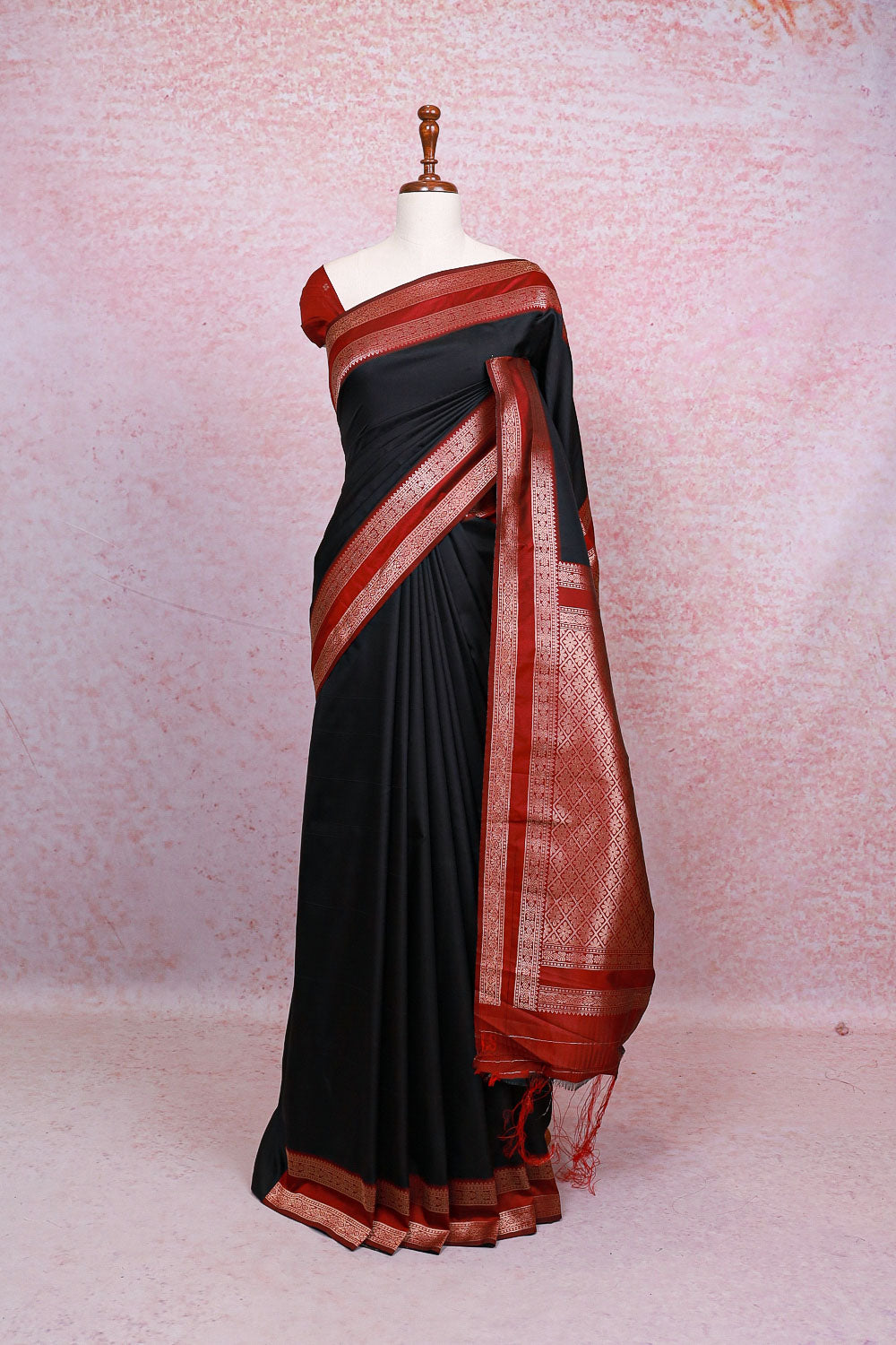 Black Semi Silk Saree - Seematti