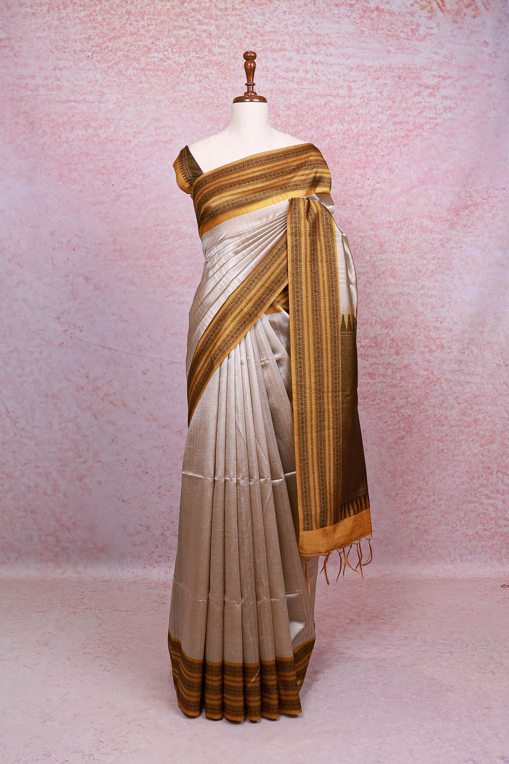 Cream Semi Tussar Saree - Seematti