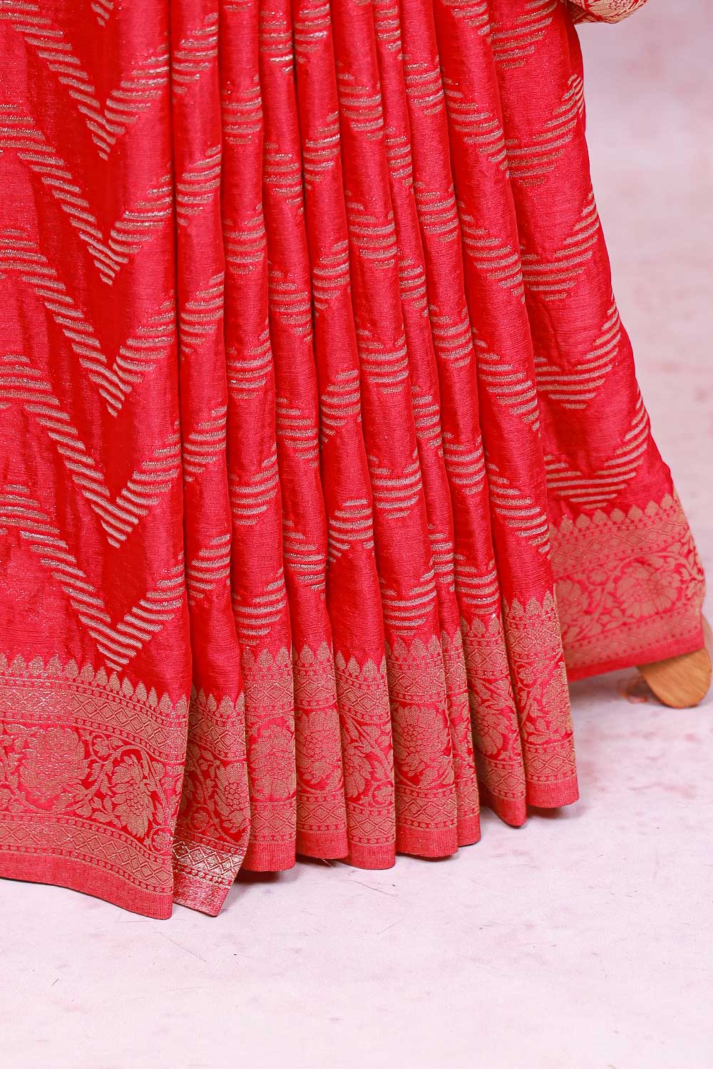 Reddish Pink Semi Banarasi Saree - Seematti