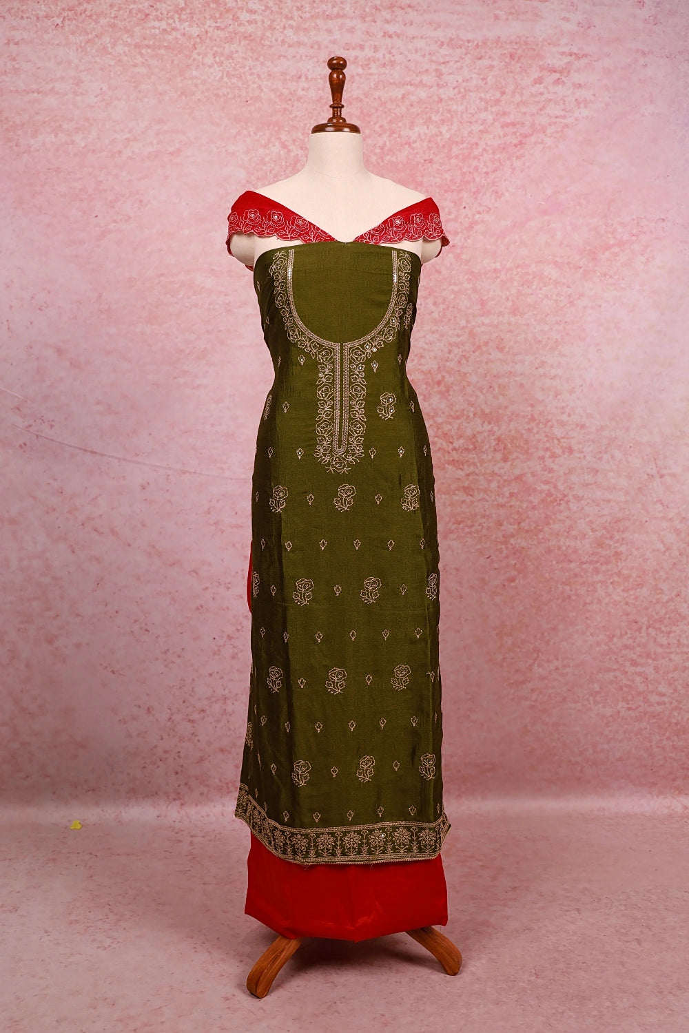 Cherupayar Green Vichithra Silk Thread And Sequines Work Unstitched Churidhar Material