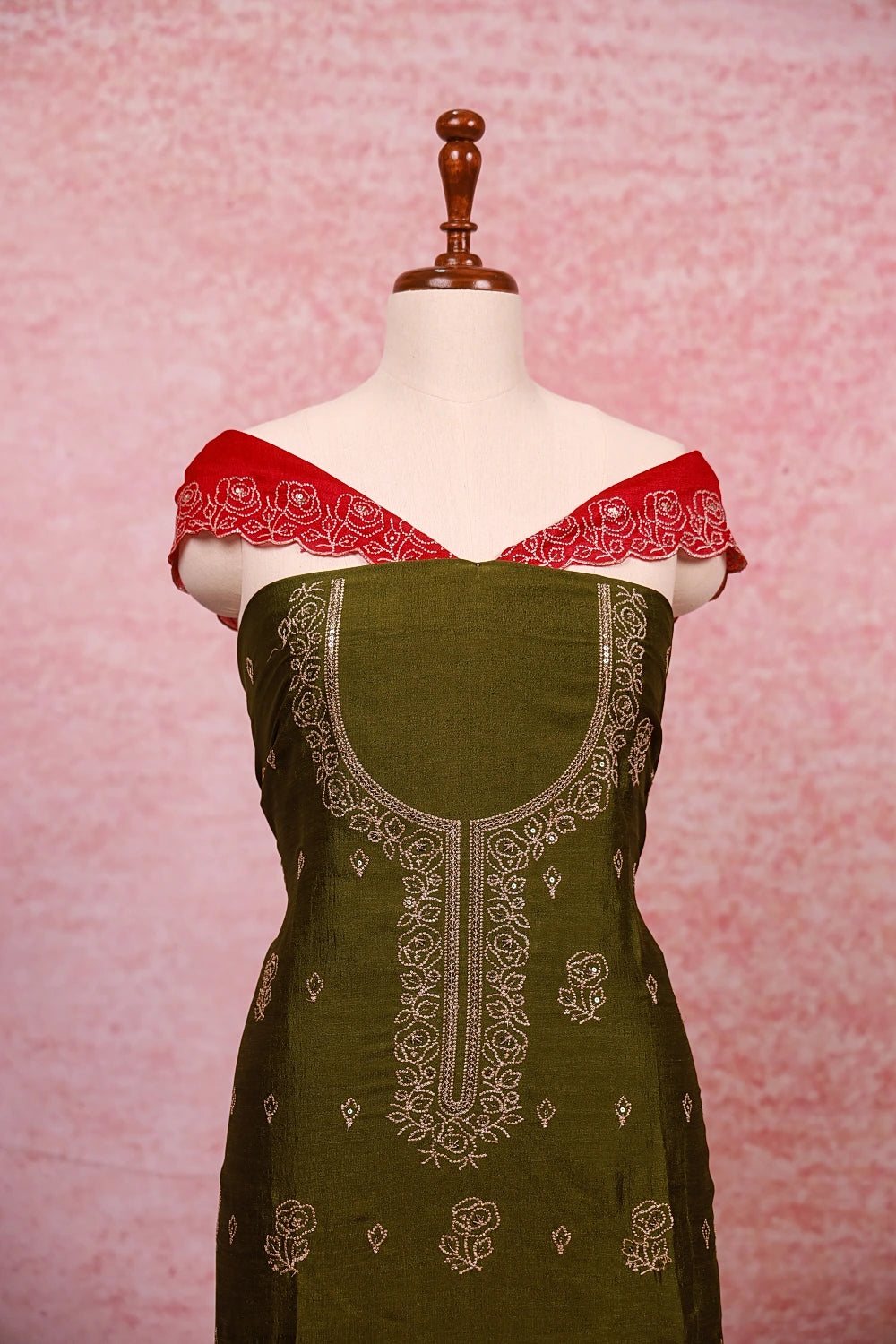 Cherupayar Green Vichithra Silk Thread And Sequines Work Unstitched Churidhar Material