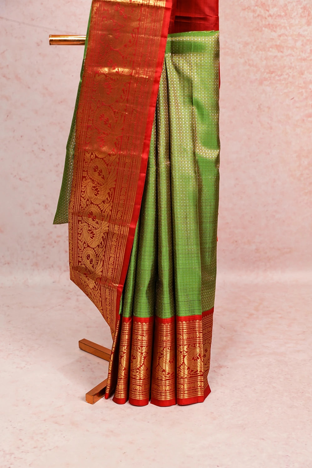 Leaf Green Colour Kancheepuram Silk Saree