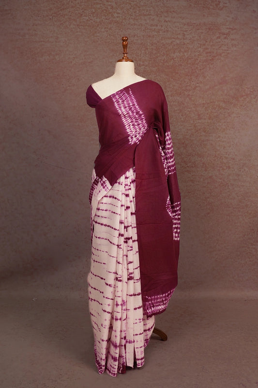 Off White Chunghadi Saree