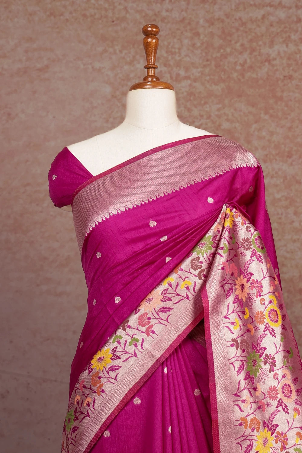 Vadamulla Colour Semi Jute Saree