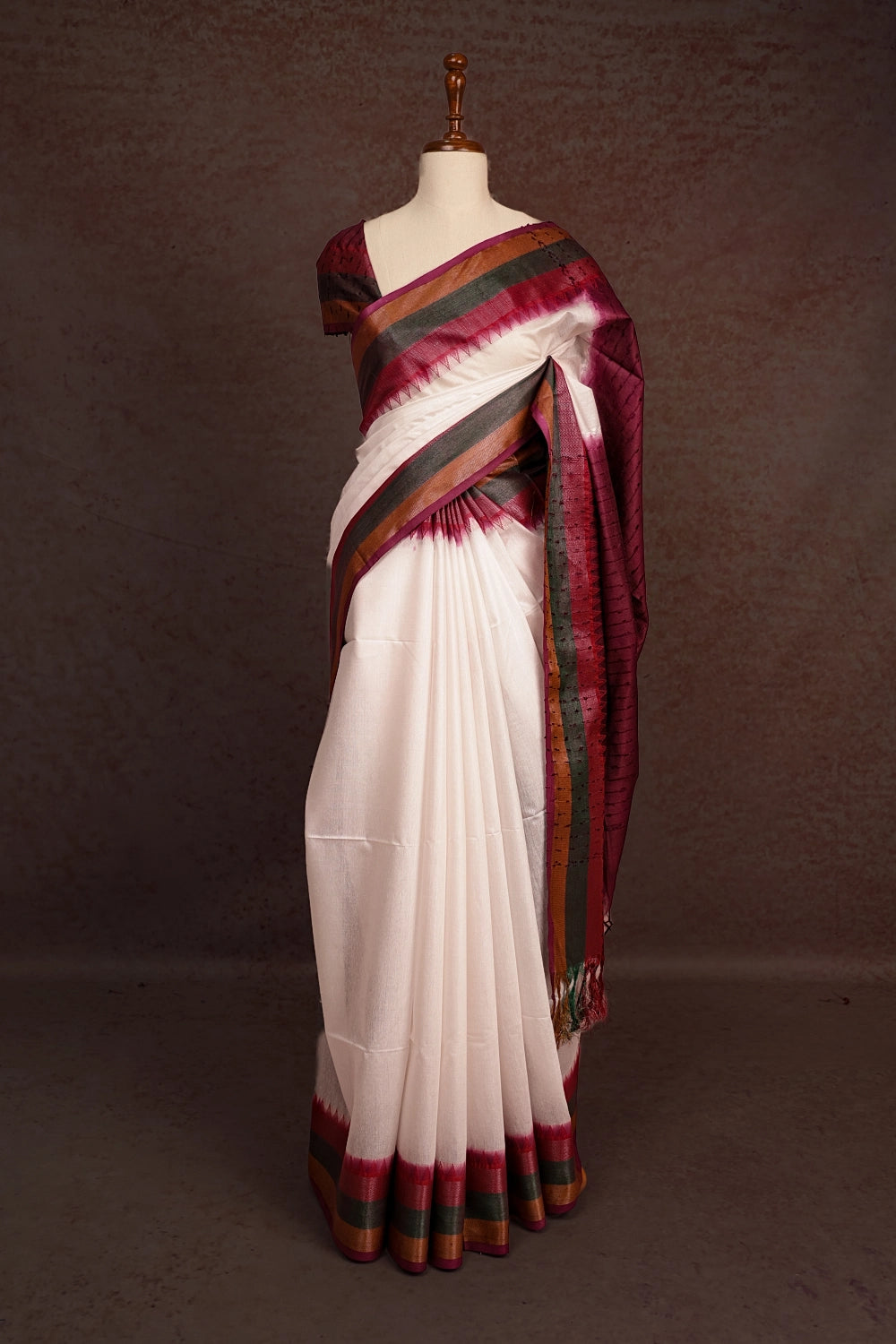 White Semi Tussar Saree