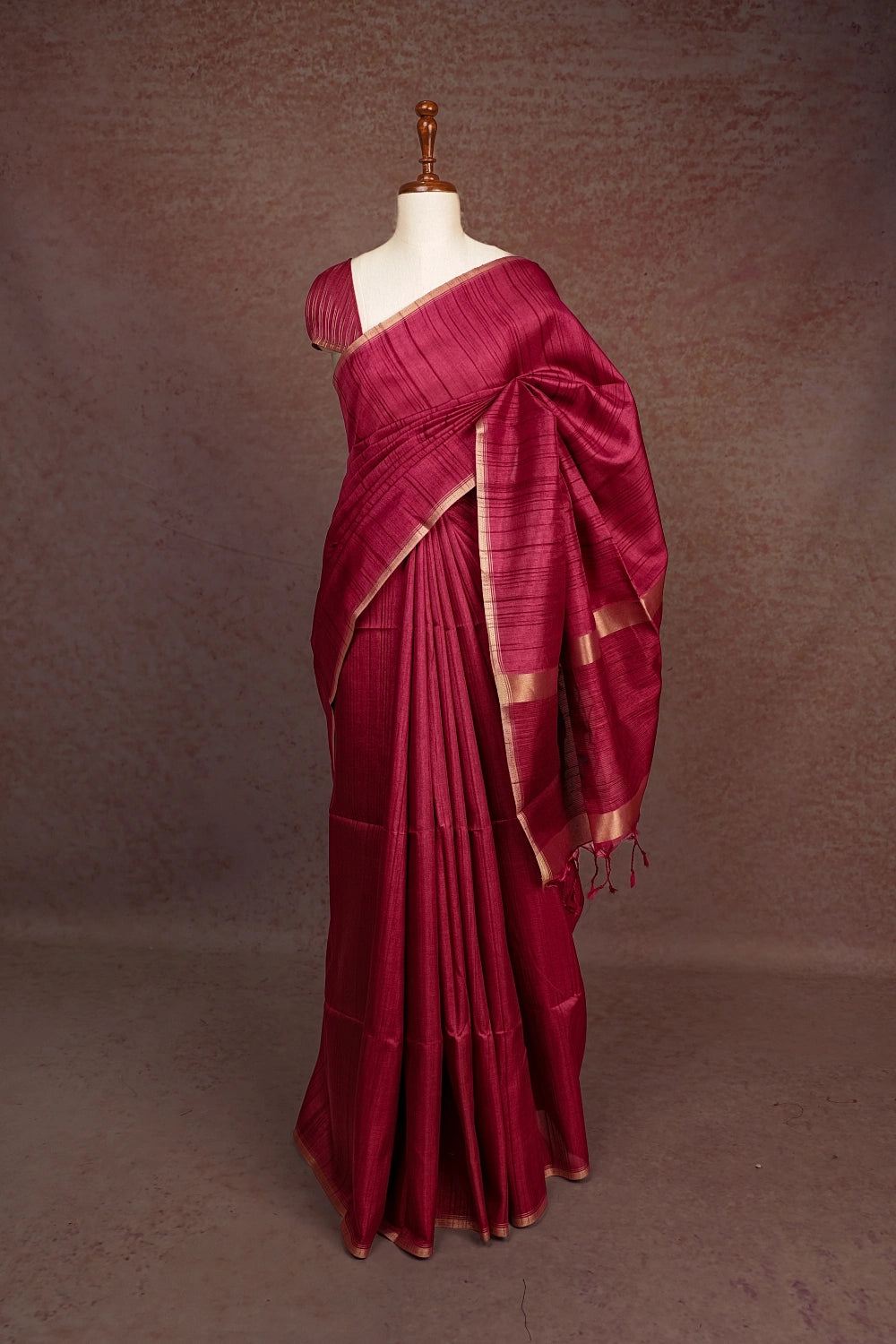 Dark Onion Colour Semi Jute Saree