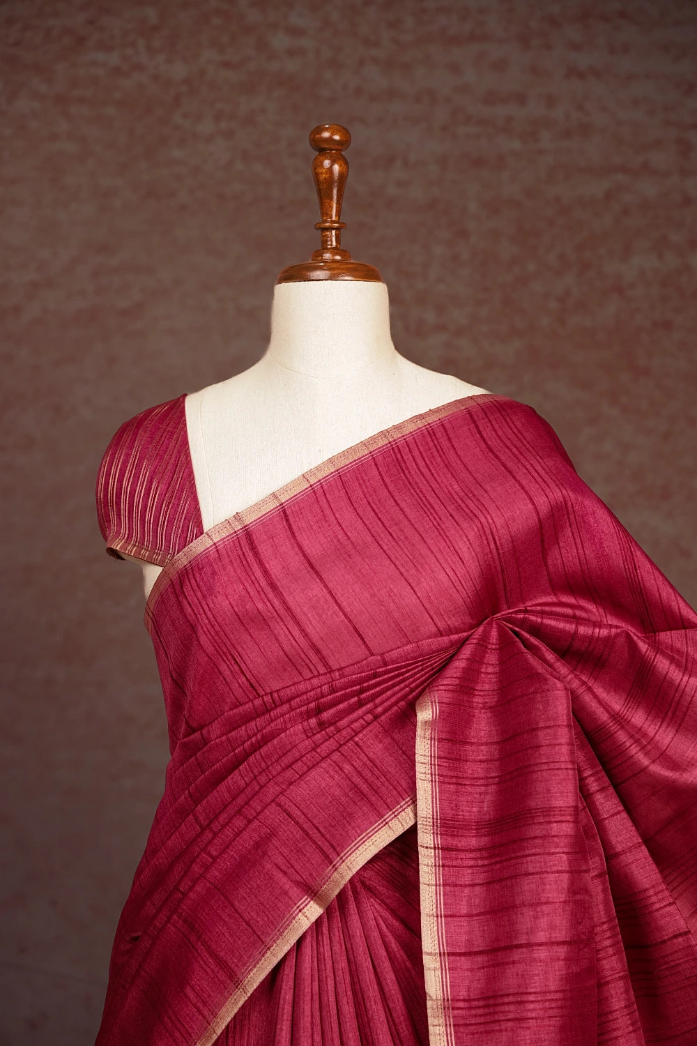 Dark Onion Colour Semi Jute Saree