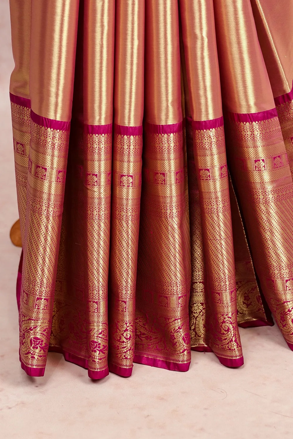Vadamulla With Golden Semi Tissue Silk Saree