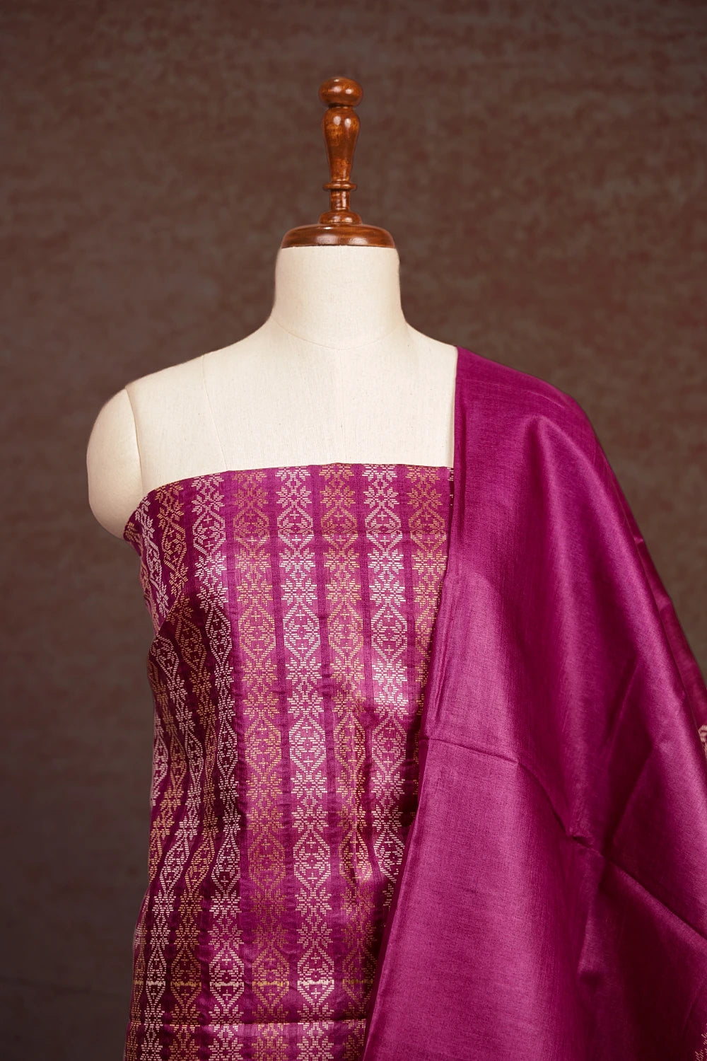 Vadamulla Tussar Silk Brocade Unstitched Churidhar Material