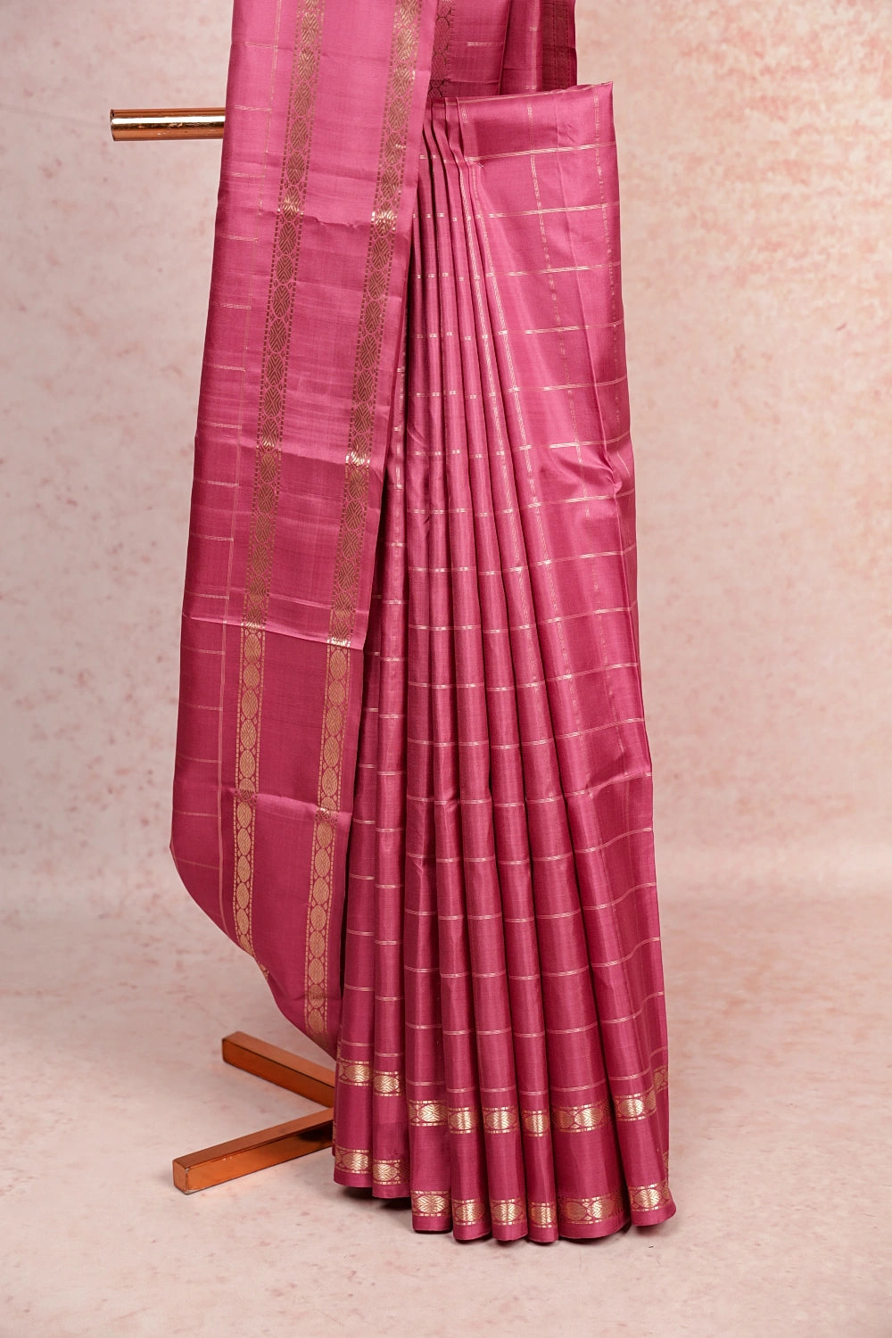 Onion Color Kancheepuram Silk Saree